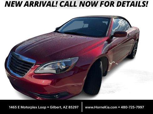 Used 2012 Chrysler 200 S image 1