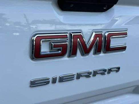 Used 2020 GMC Sierra 1500 SLE w/ SLE Value Package AWD/4WD image 17
