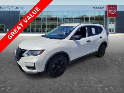 Used 2018 Nissan Rogue SV w/ Premium Package