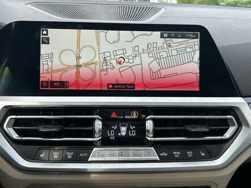 Used 2019 BMW 330i xDrive Sedan w/ Premium Package AWD/4WD image 28