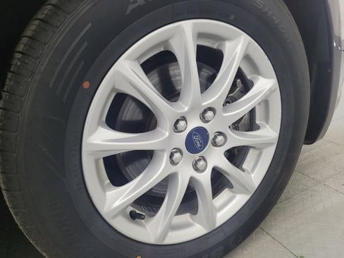 Used 2017 Ford Fusion S FWD image 31