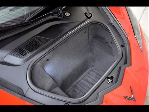 Used 2024 Chevrolet Corvette Stingray Preferred Conv w/ Z51 Performance Package RWD image 23