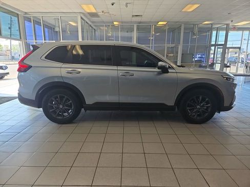 Used 2026 Honda CR-V EX-L image 9