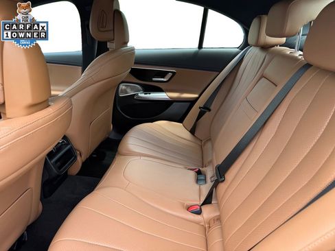 Used 2025 Mercedes-Benz E 350 4MATIC Sedan image 14