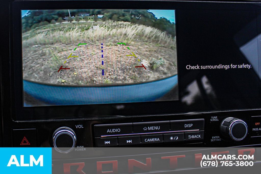 Used 2025 Nissan Frontier PRO-4X AWD/4WD image 32