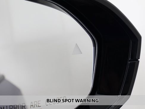 Used 2025 BMW M5 Touring image 8