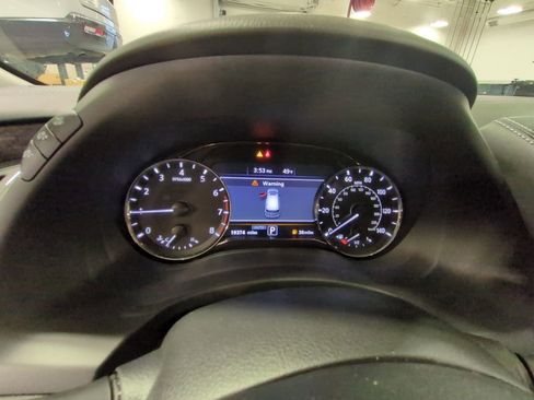 Used 2024 INFINITI QX80 Luxe w/ Cargo Package image 15