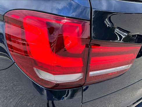 Used 2018 BMW X5 xDrive40e AWD/4WD image 30
