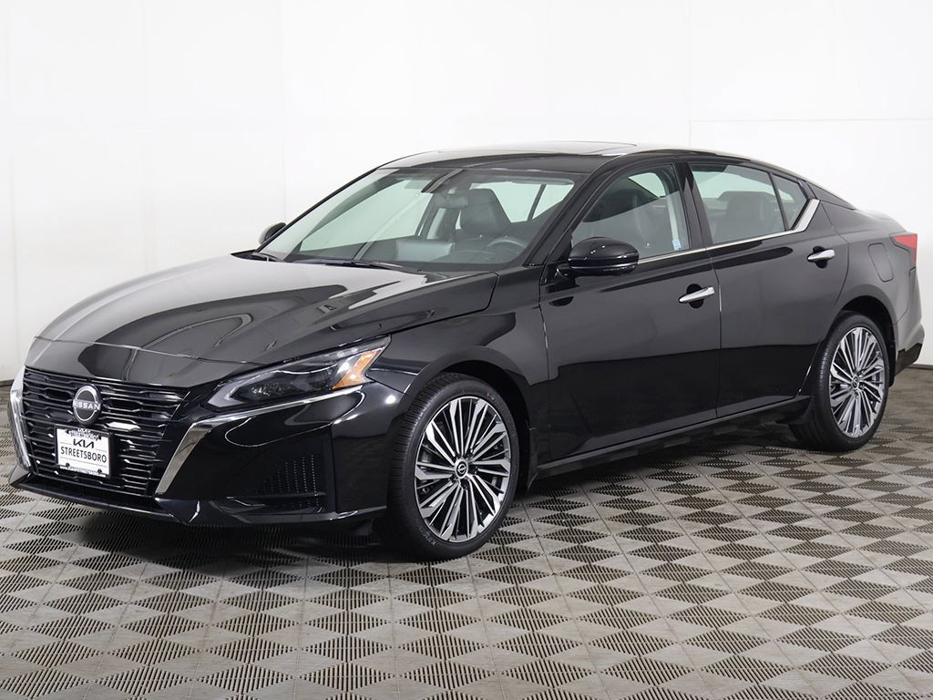 Used 2023 Nissan Altima 2.5 SL AWD/4WD image 9