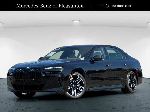 Used 2023 BMW 760i xDrive w/ Executive Package AWD/4WD image 1