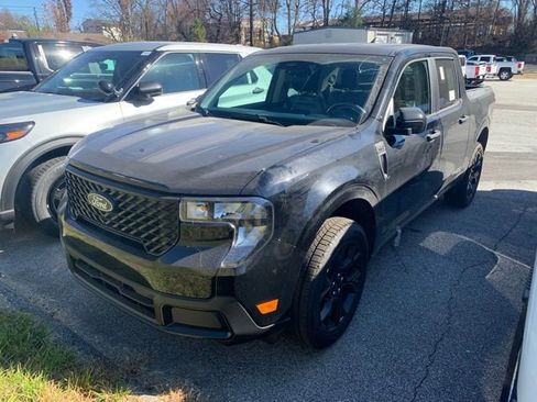 New 2025 Ford Maverick XLT w/ XLT Luxury Package image 9