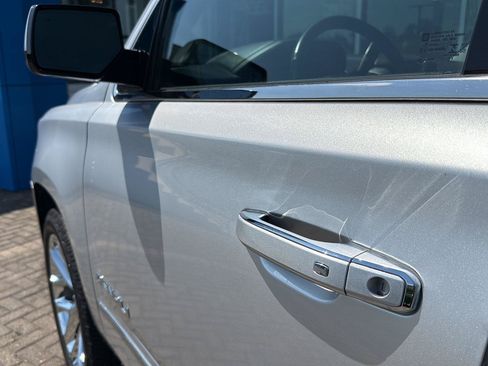 Used 2019 GMC Yukon Denali w/ Denali Ultimate Package AWD/4WD image 11