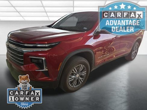 Used 2026 Chevrolet Traverse LT w/ Driver Confidence Package FWD image 6