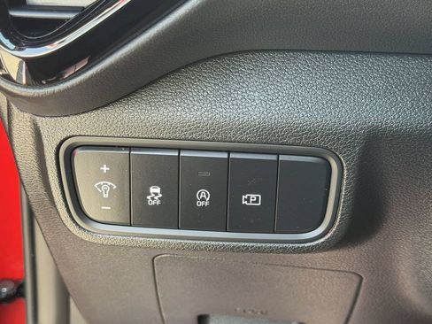 Certified 2025 Kia Soul GT-Line w/ GT-Line Technology Package FWD image 24
