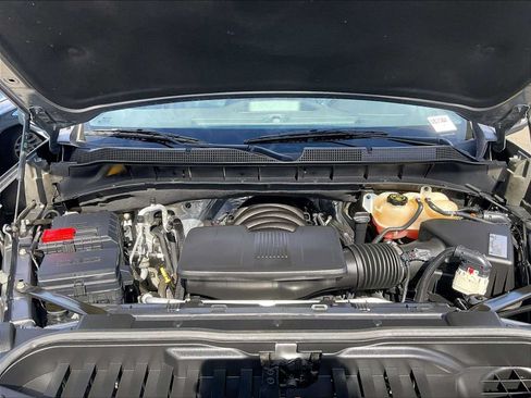 Used 2019 Chevrolet Silverado 1500 LTZ w/ LTZ Plus Package AWD/4WD image 13