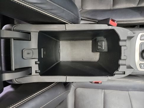 Used 2018 GMC Terrain Denali w/ Driver Alert Package II FWD image 29