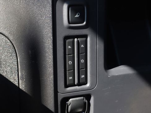 Used 2025 Ford Expedition Max Platinum image 21