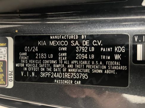 Used 2024 Kia Forte LXS FWD image 32
