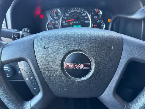 Used 2018 GMC Savana 3500 LT w/ LT Preferred Equipment Group image 22