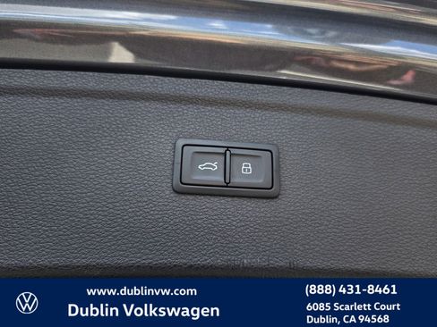 Used 2023 Audi Q5 2.0T Premium Plus w/ Premium Plus Package AWD/4WD image 24
