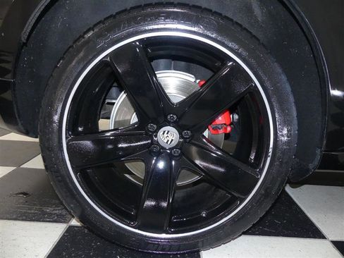 Used 2018 Porsche Macan Turbo image 38