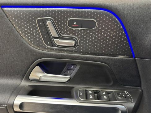 Certified 2024 Mercedes-Benz GLB 250 image 23