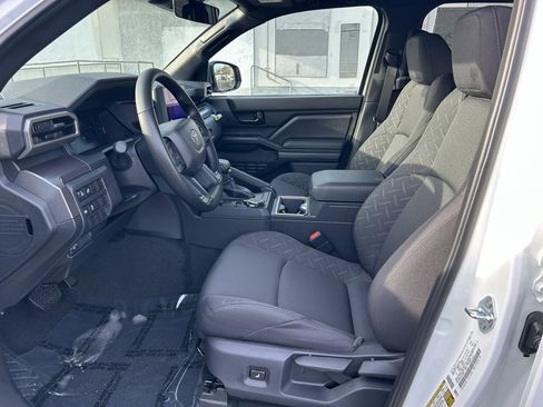 New 2026 Toyota Tacoma SR5 image 10