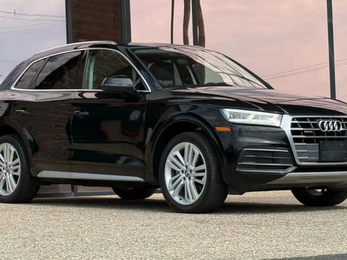Used 2019 Audi Q5 2.0T Premium Plus w/ Premium Plus Package image 18