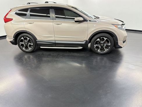 Used 2019 Honda CR-V Touring image 8