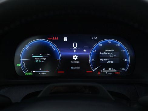 Used 2026 Toyota Crown Limited image 26