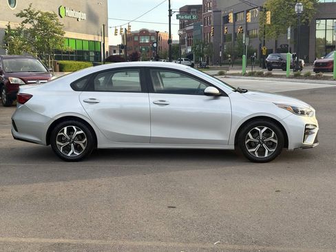 Used 2021 Kia Forte LXS FWD image 10