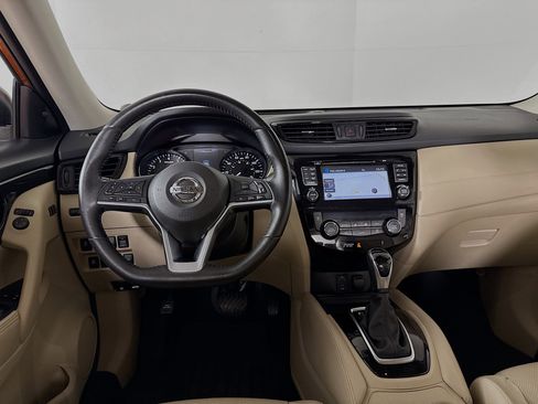 Used 2017 Nissan Rogue SL w/ SL Premium Package image 28