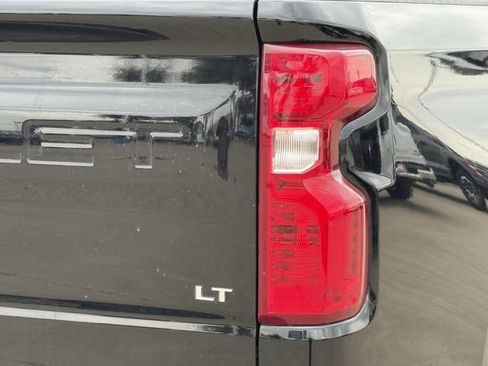 Certified 2022 Chevrolet Silverado 1500 LT image 8