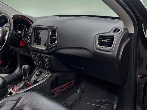 Used 2018 Jeep Compass Trailhawk w/ Leather Interior Group image 25