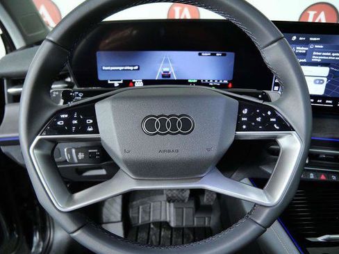 New 2026 Audi Q3 quattro 2.0T image 22