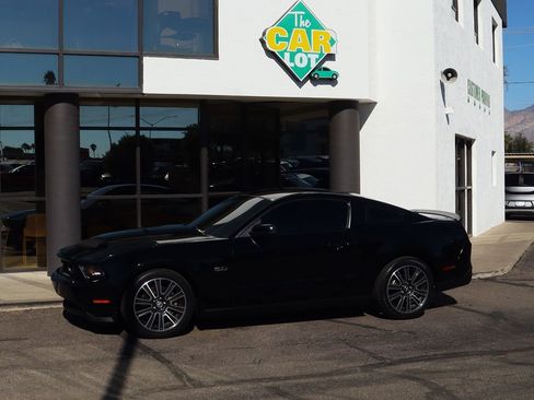 Used 2011 Ford Mustang GT Premium w/ Comfort Pkg image 7