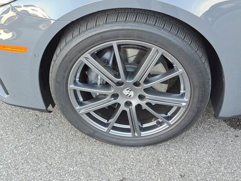 Used 2025 Porsche Panamera 4 image 14