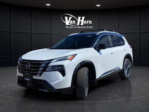 New 2026 Nissan Rogue Platinum image 3