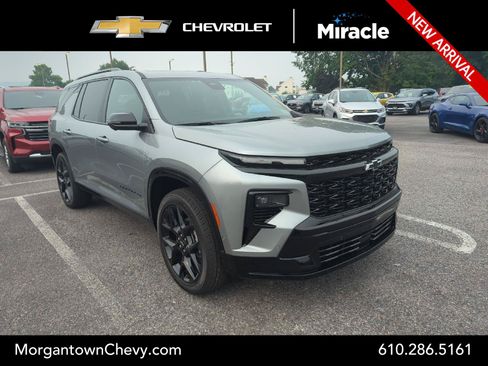 Used 2025 Chevrolet Traverse RS AWD/4WD image 1