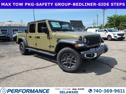 New 2025 Jeep Gladiator Sport