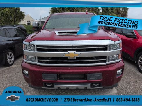 Used 2019 Chevrolet Silverado 2500 High Country w/ Duramax Plus Package AWD/4WD image 7