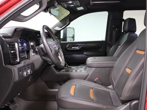 Used 2024 GMC Sierra 2500 AT4 w/ AT4 Premium Plus Package image 18