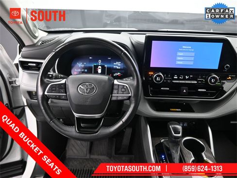 Used 2023 Toyota Highlander Platinum image 11