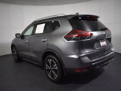 Certified 2019 Nissan Rogue SV w/ Premium Package image 6