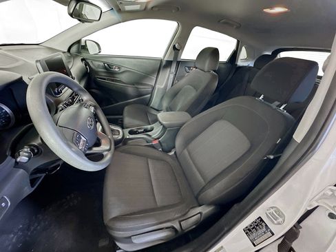 Used 2022 Hyundai Kona SEL image 12