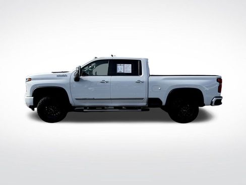 Used 2024 Chevrolet Silverado 3500 High Country w/ Technology Package image 4