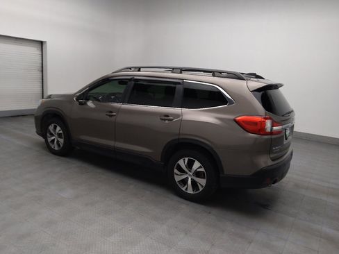Used 2021 Subaru Ascent Premium w/ Convenience Package image 3