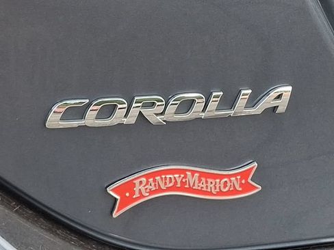 Used 2014 Toyota Corolla LE FWD image 30