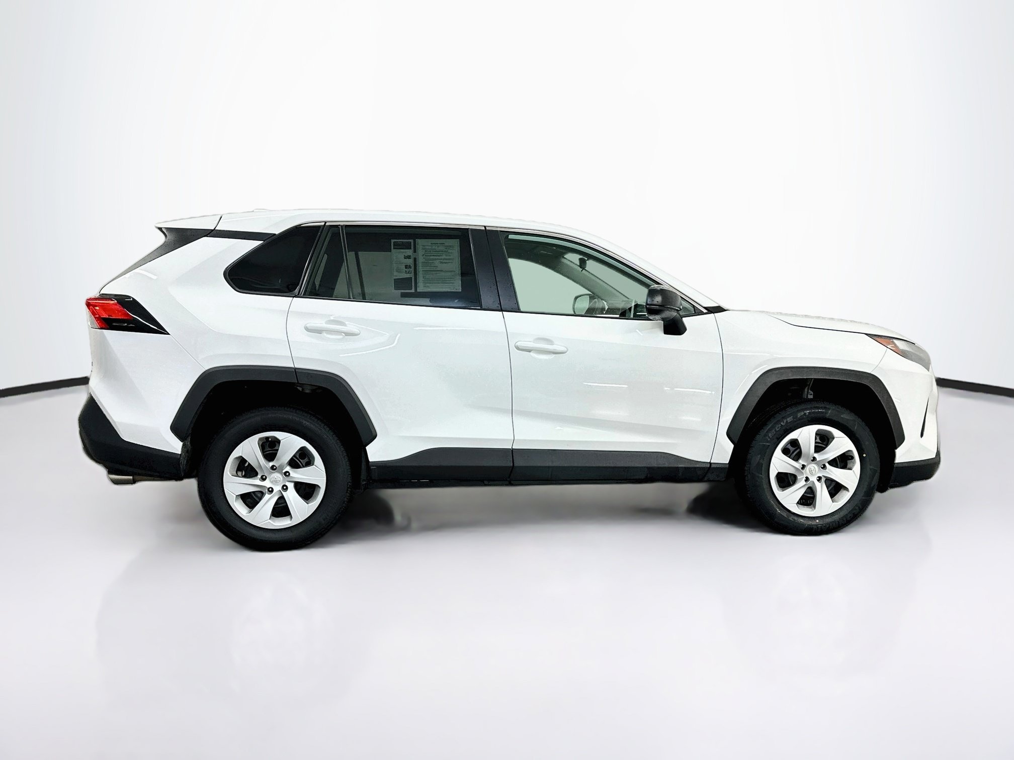 Used 2025 Toyota RAV4 LE AWD/4WD image 10