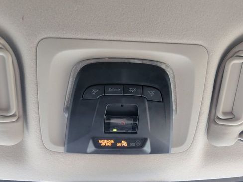 Used 2025 Toyota Corolla LE FWD image 24
